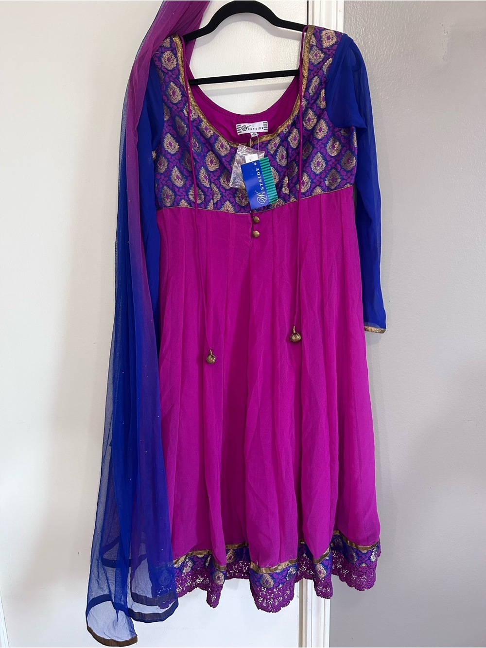 Westside India Anarkali Dress Dupatta M NWT Purple Magenta Brocade Zari Festive